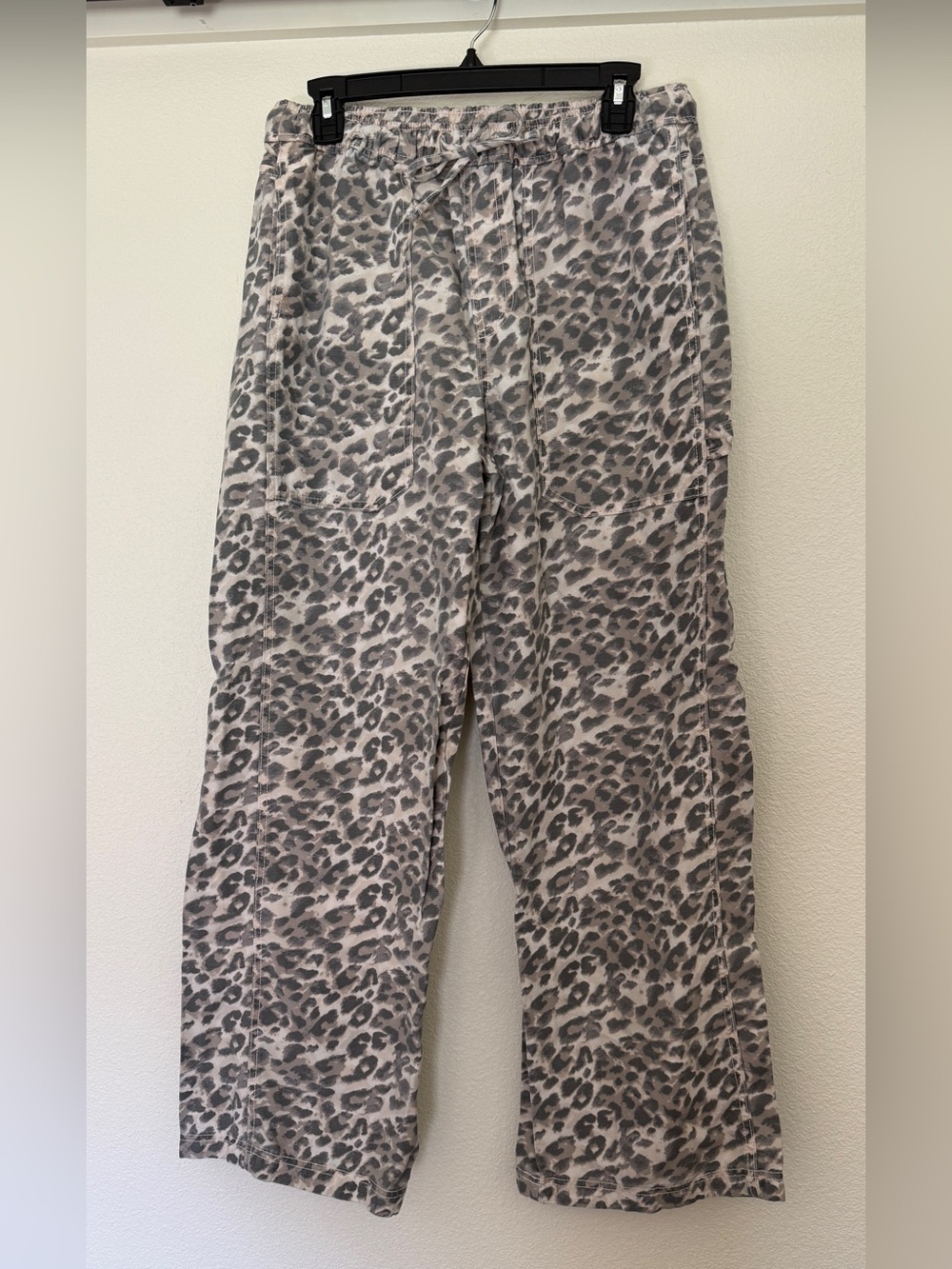 aerie Kids Leopard Print Joggers in Gray and Cream